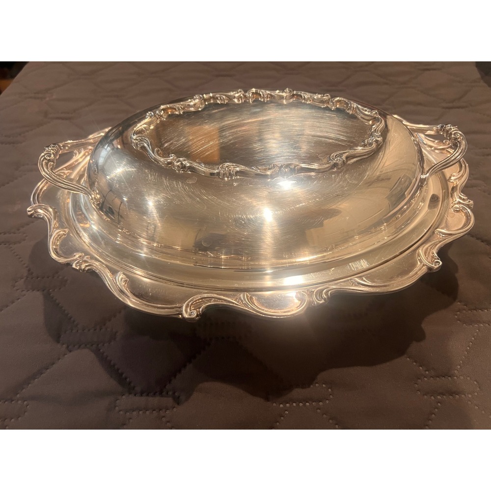 Vintage Silver Plated Oval Covered Serving Dish Scrolled Edge Domed Lid 12x9